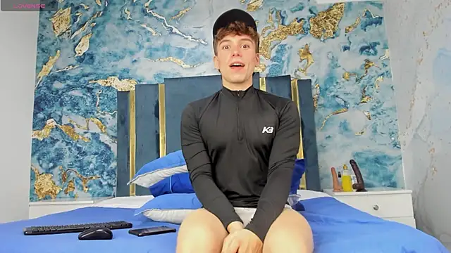 TaylerWhite online show from November 30, 2025, 12:17 pm