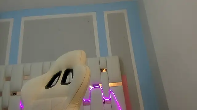 MilkWhore1 online show from February 9, 2026, 7:45 pm