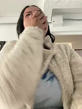 Mia garcia28 online show from January 13, 2026, 4:44 pm