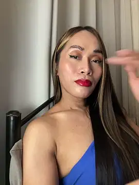 Snapshot of RomanticPearlTS chatting on February 4, 2026, 1:00 am RomanticPearlTS online show from February 4, 2026, 1:00 am