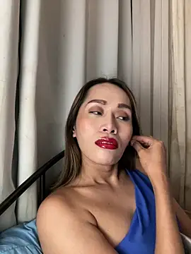 RomanticPearlTS online show from April 5, 2026, 2:29 am