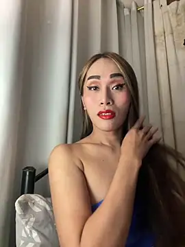 Snapshot of RomanticPearlTS chatting on January 17, 2026, 1:37 pm RomanticPearlTS online show from January 17, 2026, 1:37 pm