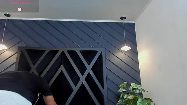 marco garciia  online show from October 25, 2025, 11:16 pm