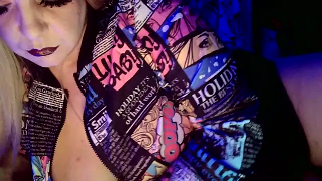 Snapshot of VanessaSpade chatting on November 13, 2025, 6:50 am VanessaSpade online show from November 13, 2025, 6:50 am