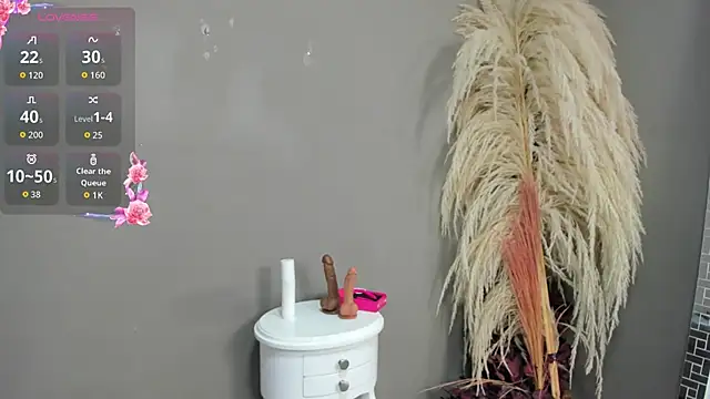 sienna glow online show from April 16, 2026, 1:45 pm