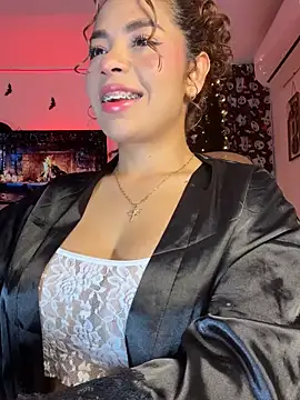 Snapshot of megansan_ chatting on October 21, 2025, 12:15 pm megansan  online show from October 21, 2025, 12:15 pm