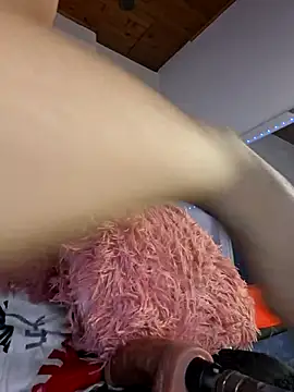 biianca 1 online show from March 22, 2026, 5:03 pm