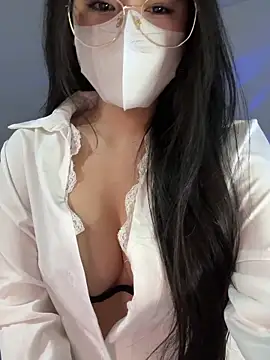 Snapshot of Donna11 chatting on February 5, 2026, 1:34 am Donna11 online show from February 5, 2026, 1:34 am