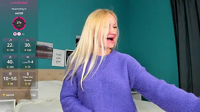 KiraSun online show from October 11, 2025, 12:22 am