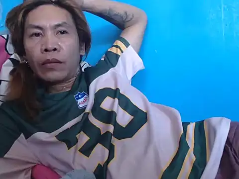 Snapshot of YourTopweng chatting on April 16, 2026, 2:12 am YourTopweng online show from April 16, 2026, 2:12 am