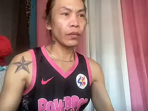 Snapshot of YourTopweng chatting on February 14, 2026, 6:13 am YourTopweng online show from February 14, 2026, 6:13 am