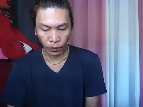 Snapshot of YourTopweng chatting on March 18, 2026, 2:04 am YourTopweng online show from March 18, 2026, 2:04 am