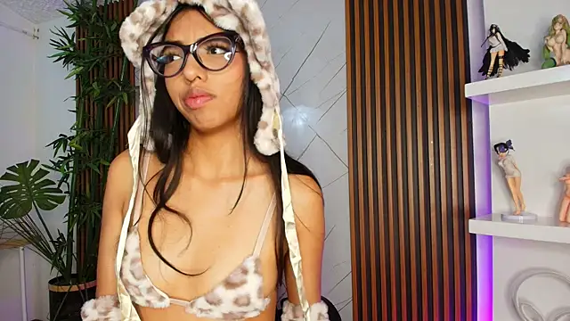 Snapshot of Sphere01 chatting on February 14, 2026, 3:40 am Sphere01 online show from February 14, 2026, 3:40 am