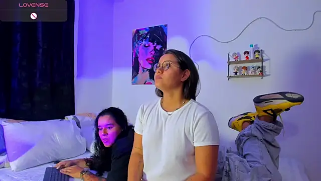 Dilan and Mia online show from February 4, 2026, 5:57 am