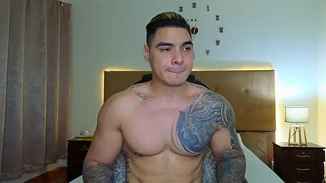 Snapshot of Steven_Velez chatting on November 8, 2025, 1:20 am Steven Velez online show from November 8, 2025, 1:20 am