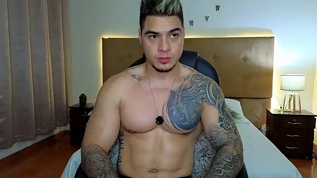 Snapshot of Steven_Velez chatting on September 25, 2025, 11:33 pm Steven Velez online show from September 25, 2025, 11:33 pm