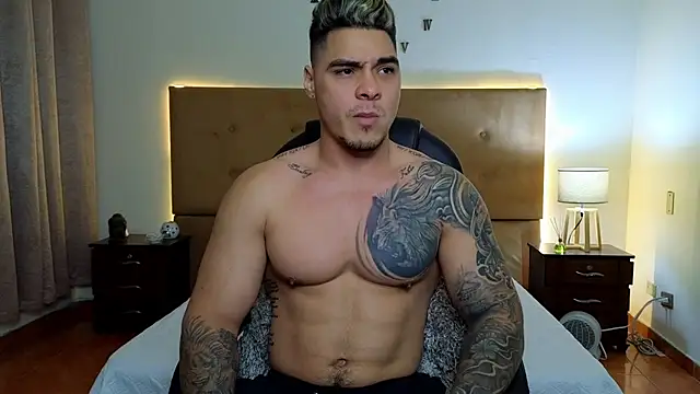 Snapshot of Steven_Velez chatting on September 14, 2025, 12:44 am Steven Velez online show from September 14, 2025, 12:44 am