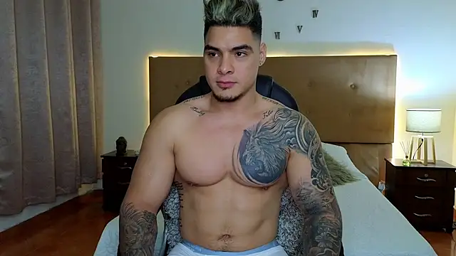 Snapshot of Steven_Velez chatting on September 28, 2025, 1:01 am Steven Velez online show from September 28, 2025, 1:01 am