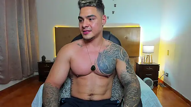 Snapshot of Steven_Velez chatting on September 10, 2025, 1:04 am Steven Velez online show from September 10, 2025, 1:04 am