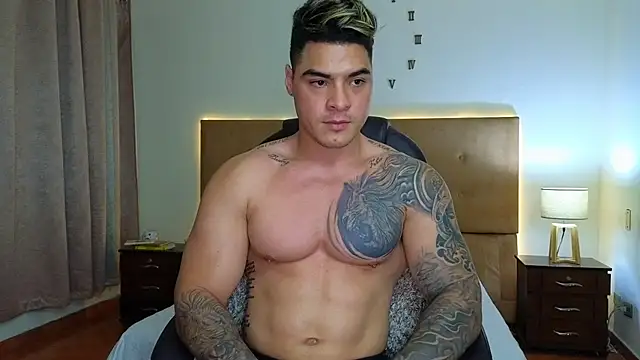 Snapshot of Steven_Velez chatting on December 21, 2025, 12:24 am Steven Velez online show from December 21, 2025, 12:24 am