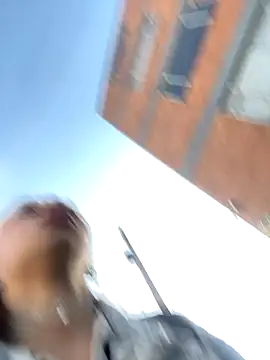 Sallem Pink online show from November 8, 2025, 11:14 am