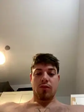 Snapshot of BWC00722 chatting on December 16, 2025, 5:33 am BWC00722 online show from December 16, 2025, 5:33 am