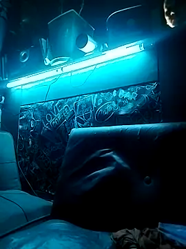 Snapshot of demianmont chatting on November 27, 2025, 2:56 am demianmont online show from November 27, 2025, 2:56 am