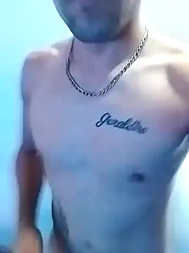 Snapshot of demianmont chatting on February 9, 2026, 7:23 pm demianmont online show from February 9, 2026, 7:23 pm