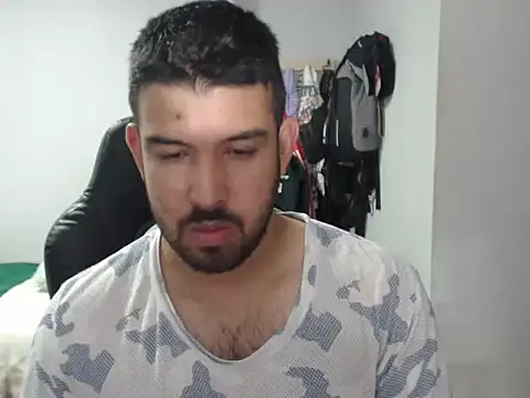 Axel11113 online show from November 13, 2025, 3:21 am