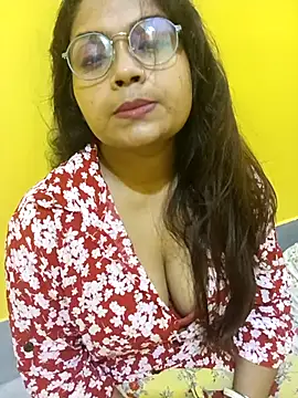Snapshot of Naughty-Chaaya chatting on September 13, 2025, 6:41 pm Naughty-Chaaya online show from September 13, 2025, 6:41 pm