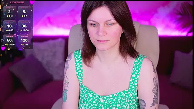 TinaMelt online show from December 14, 2025, 7:41 pm