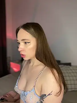 Snapshot of AlexaSpark_ chatting on September 27, 2025, 6:14 pm AlexaSpark online show from September 27, 2025, 6:14 pm
