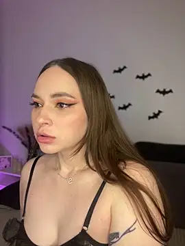 AlexaSpark  online show from November 11, 2025, 2:12 pm