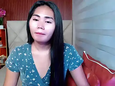 sluttyprincess0 online show from November 27, 2025, 10:43 pm