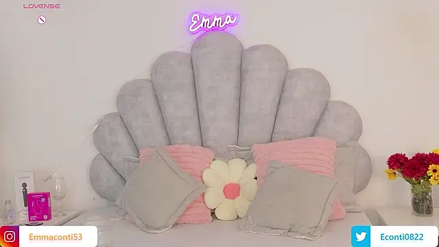 Snapshot of emma-conti2 chatting on January 19, 2026, 4:11 pm emma-conti2 online show from January 19, 2026, 4:11 pm