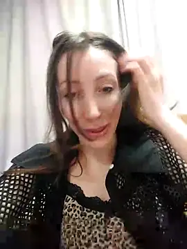 HellaryTourent online show from February 23, 2026, 5:13 pm