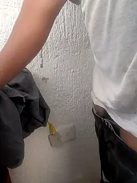 Mancho2289 online show from April 14, 2026, 2:44 pm