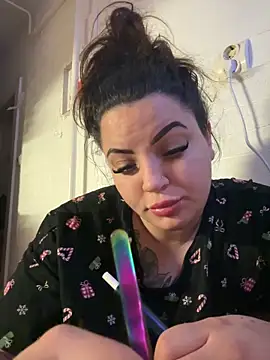 sexybunny18255 online show from December 15, 2025, 10:37 pm