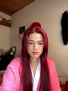 amber sparkle online show from November 25, 2025, 5:35 pm