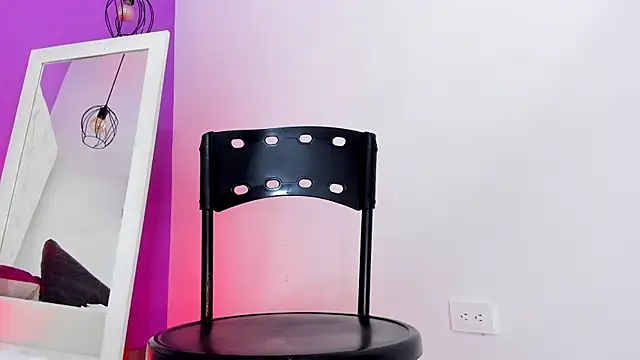 Horny ebonys online show from December 13, 2025, 8:04 pm