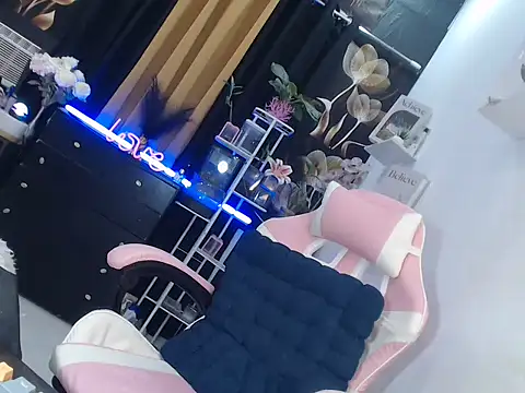 Snapshot of miss_ning chatting on April 23, 2026, 6:09 pm miss ning online show from April 23, 2026, 6:09 pm