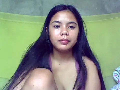 sweet heaven00 online show from October 17, 2025, 1:53 am