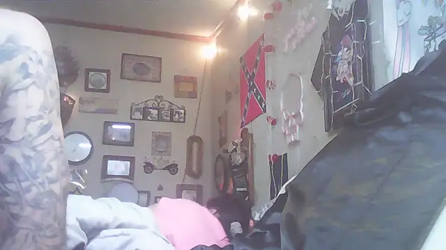 Snapshot of BonnienClyde5421 chatting on March 21, 2026, 1:07 am BonnienClyde5421 online show from March 21, 2026, 1:07 am