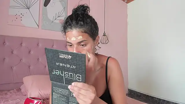 Snapshot of ATENA_JB chatting on September 26, 2025, 8:05 pm ATENA JB online show from September 26, 2025, 8:05 pm