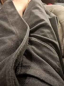 hubbyfun19 online show from November 16, 2025, 6:40 am