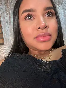 Snapshot of Tokio_Tokio chatting on December 10, 2024, 2:16 am Tokio Tokio online show from December 10, 2024, 2:16 am