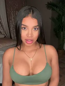 Snapshot of Tokio_Tokio chatting on December 5, 2024, 12:03 am Tokio Tokio online show from December 5, 2024, 12:03 am