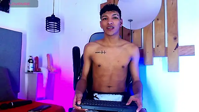 Rick Wade online show from November 28, 2025, 4:12 am