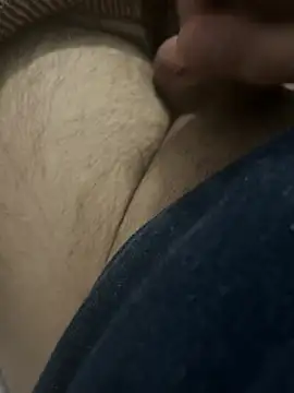 akrap11 online show from February 12, 2026, 1:05 am