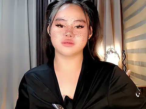 Snapshot of ursexy_ceciliaxx chatting on October 27, 2025, 5:25 pm ursexy ceciliaxx online show from October 27, 2025, 5:25 pm